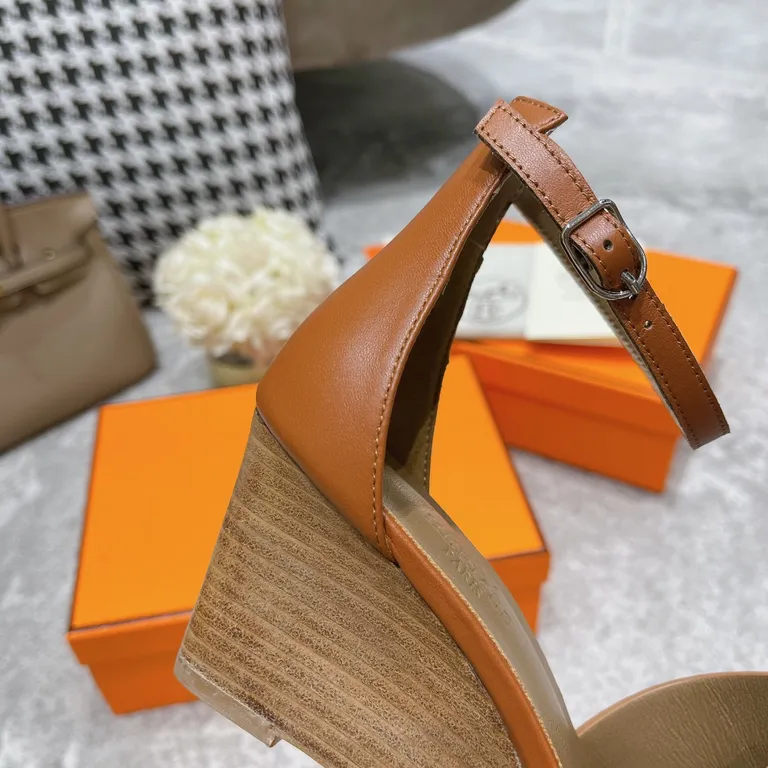 Hermes Shoe 